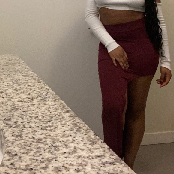 Dresses & Skirts - Horizontal skirt